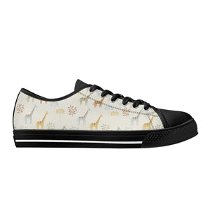 Giraffe Women's Low Top Canvas Shoes