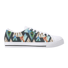 Peacock Women's Low Top Canvas Shoes