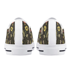 Raccoon Women's Low Top Canvas Shoes