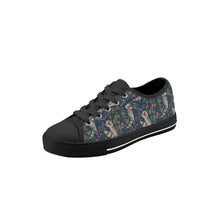 Raccoon Kid's Low Top Canvas Shoes